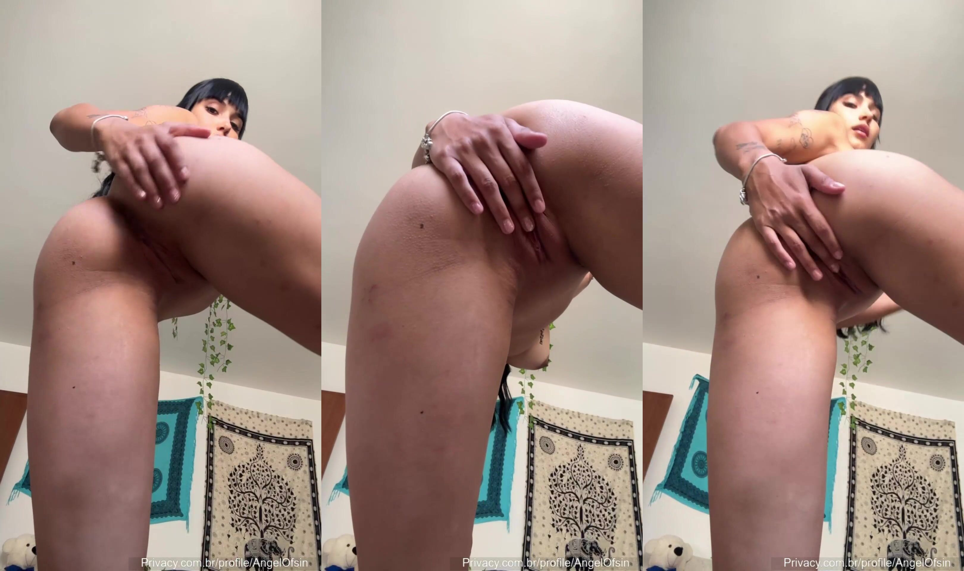 Paola Anjinha pelada alisando a buceta